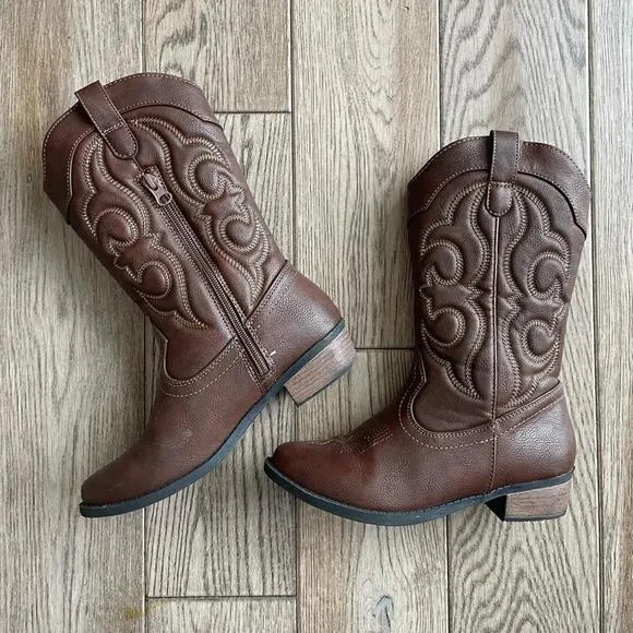 Cat and jack girls brown cowgirl boots size 3