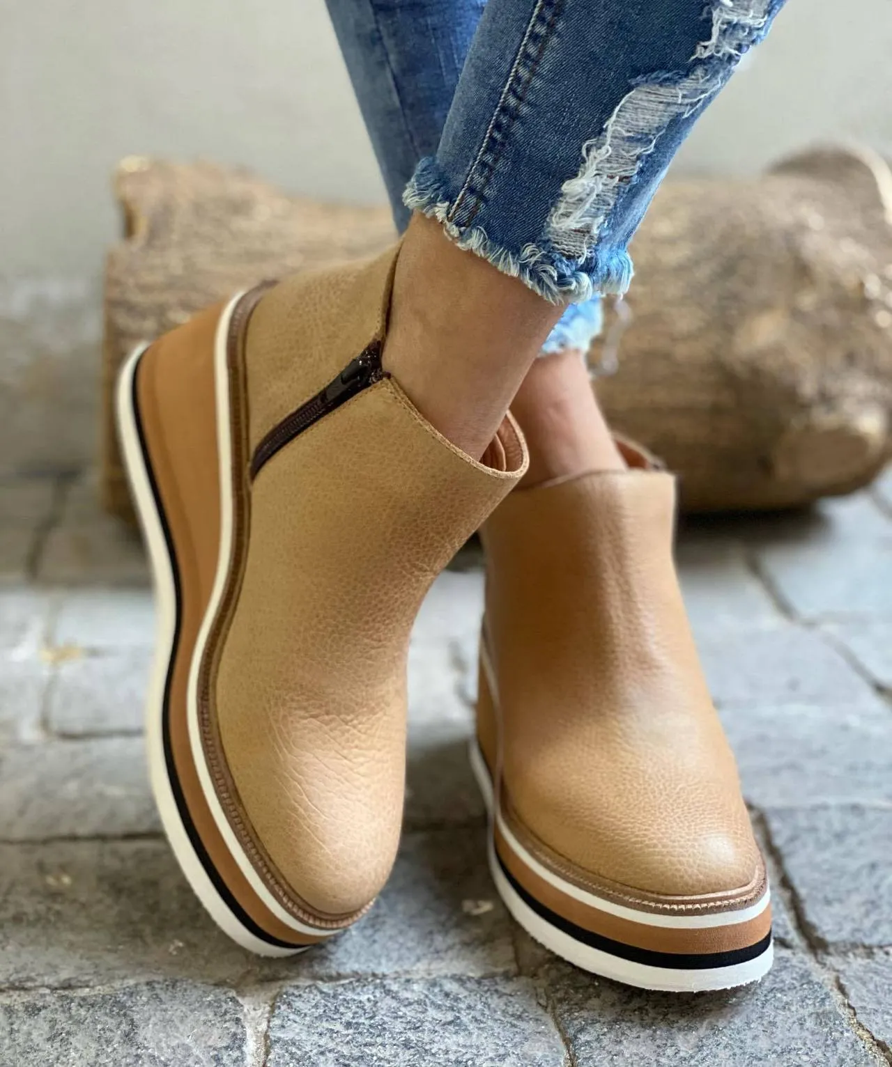 Lolita® | Casual and stylish   boots