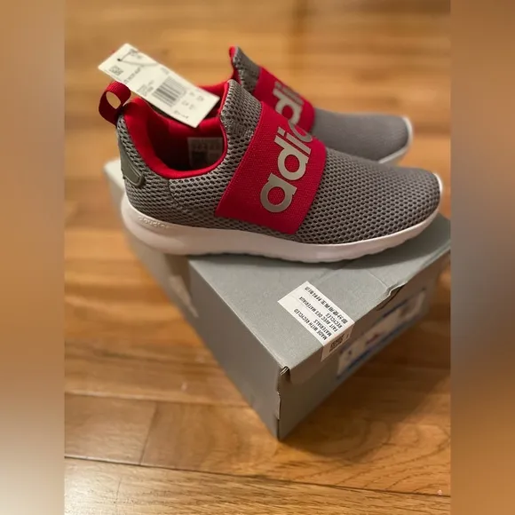 NWT boys adidas sneakers