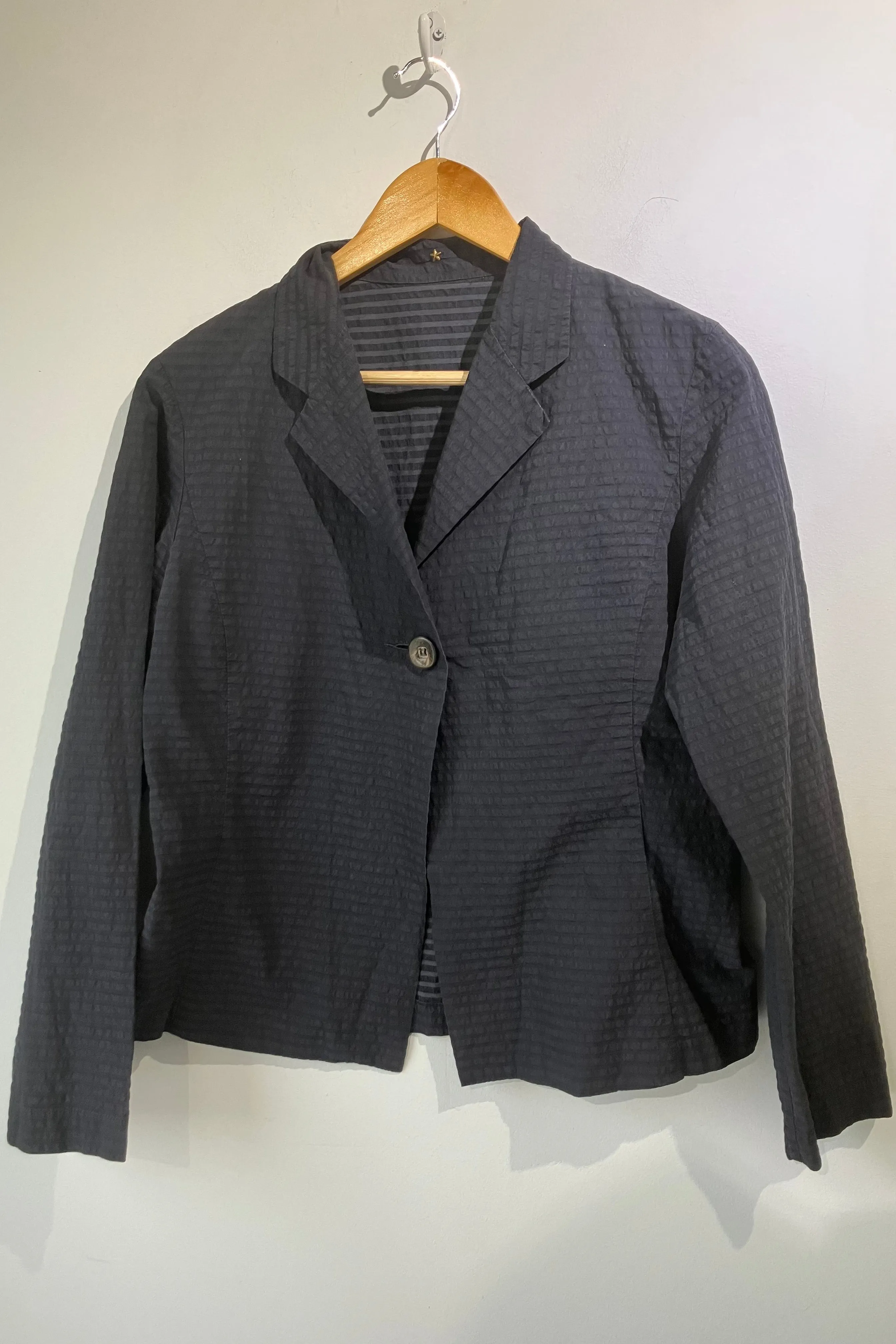 Peter Cohen Purple Black Jacket W Tiny Gold Star