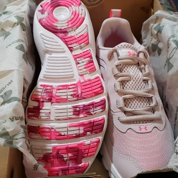 UNDER Armour Girl Grade Assert Sneakers
